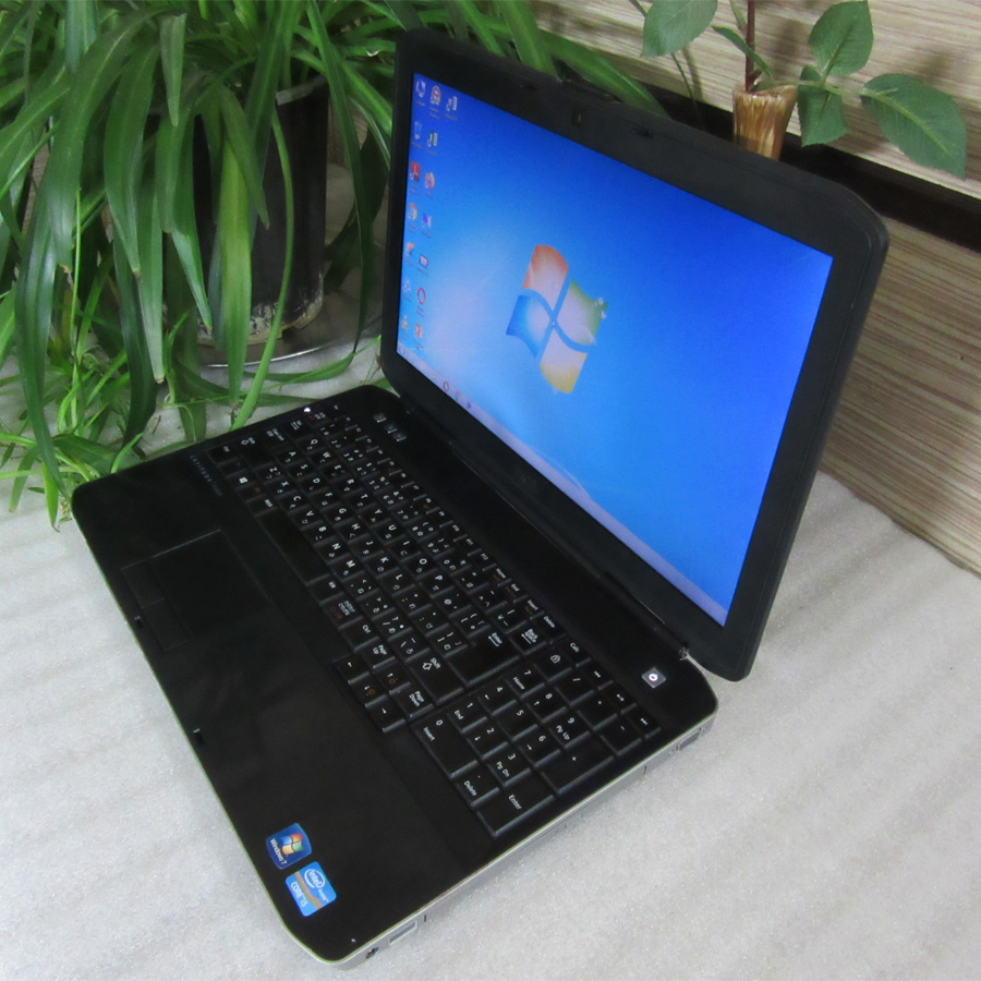 لپ تاپ استوک بخریم یا نه؟